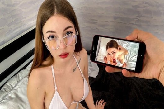 Неудачный фотограф всегда занят моделью фото